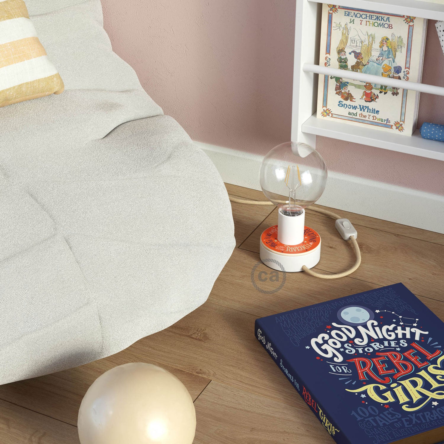 Posaluce MINI-UFO in legno double-face Pemberley Pond e spina UK - AUSTEN + JACKSON