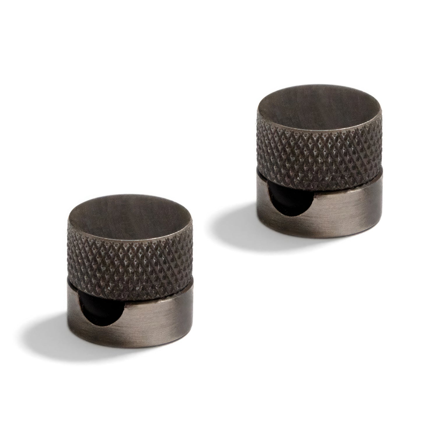 Sarè - Fissaggio a parete, passacavo in metallo per cavo tessile - Titanio satinato