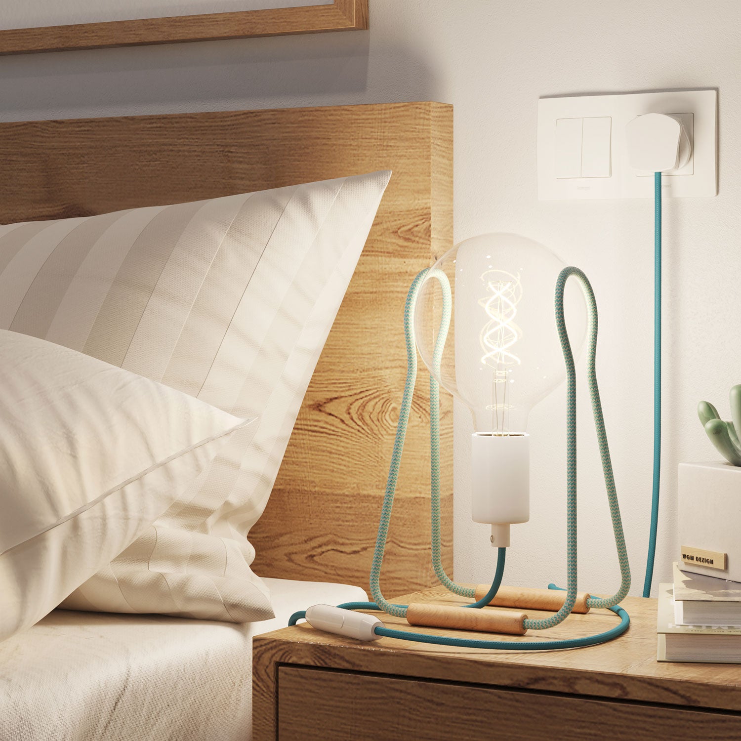 Lampada da tavolo Taché Metal e spina UK - Bianco Azzurro