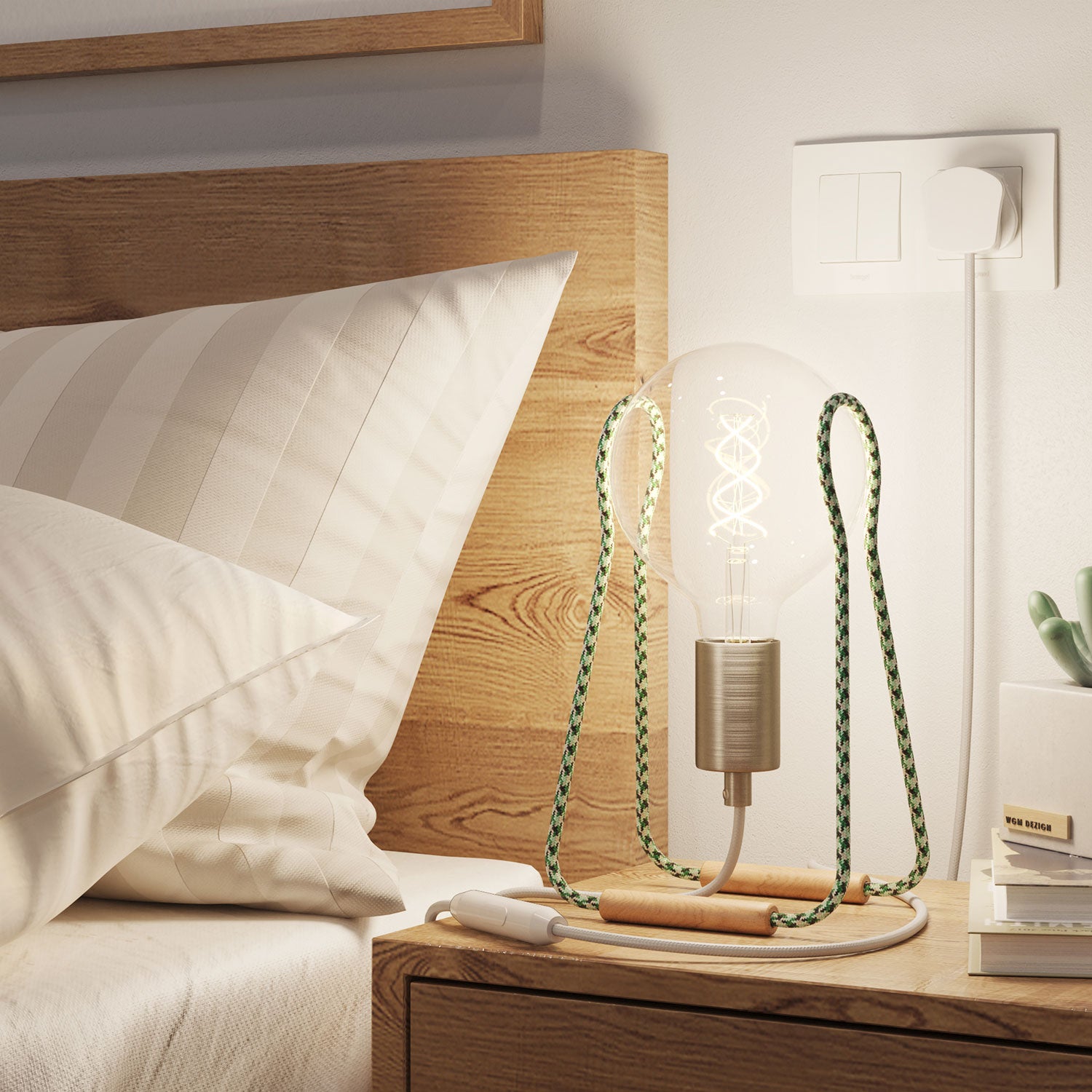 Lampada da tavolo Taché Metal e spina UK - Puzzle Verde