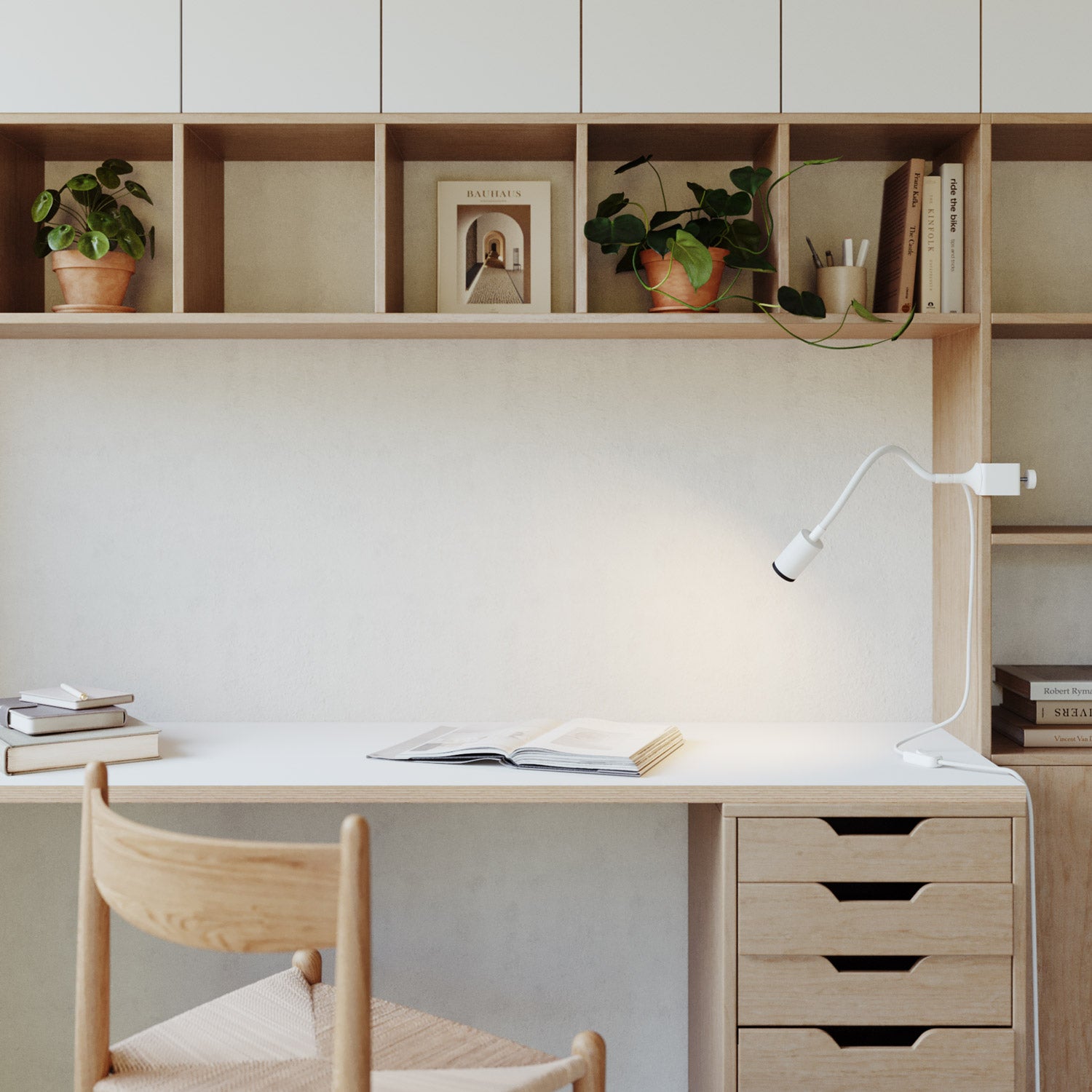 Faretto snodabile MAG-Y con pinza e spina UK - Bianco opaco