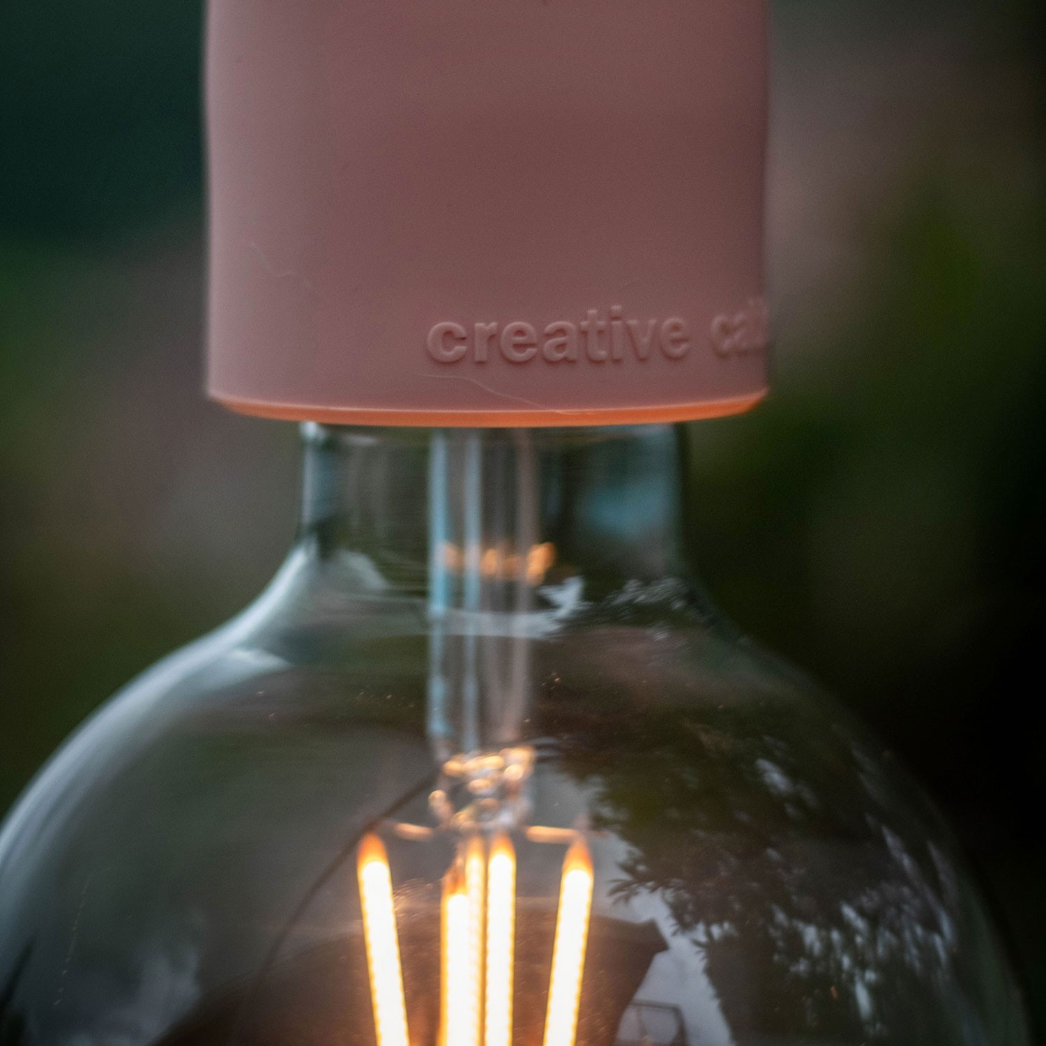 Zunanje svetilo s tekstilnim kablom, barvito silikonsko rozeto in grlom IP65, EIVA PASTEL