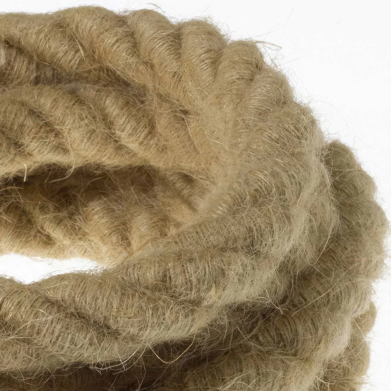 2XL električna vrv, električen kabel 3x0,75, prekrit z grobo juto. Premer 24mm.