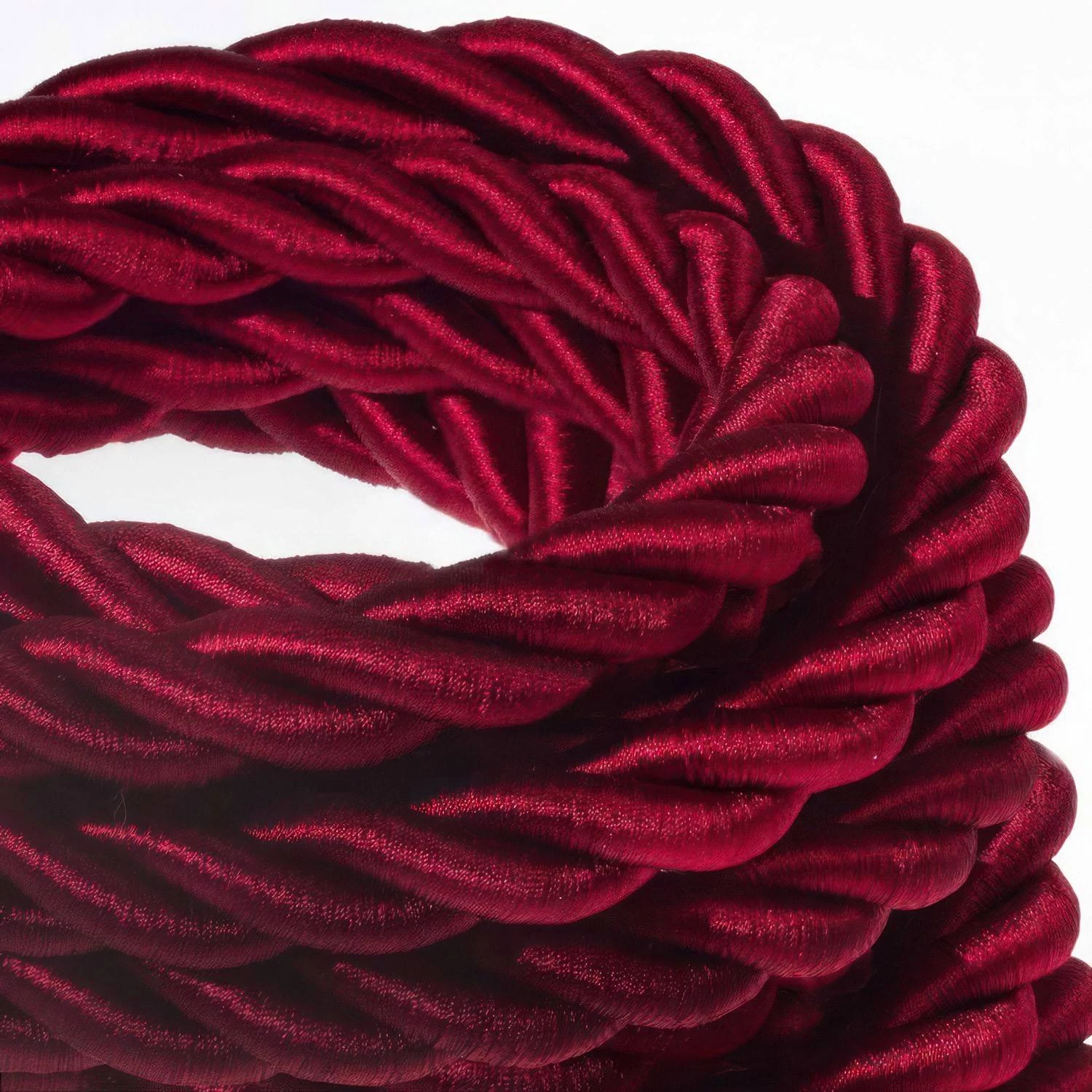 2XL električna vrv, električen kabel 3x0,75, prekrit s temno bordo svetlečim blagom. Premer 24mm.