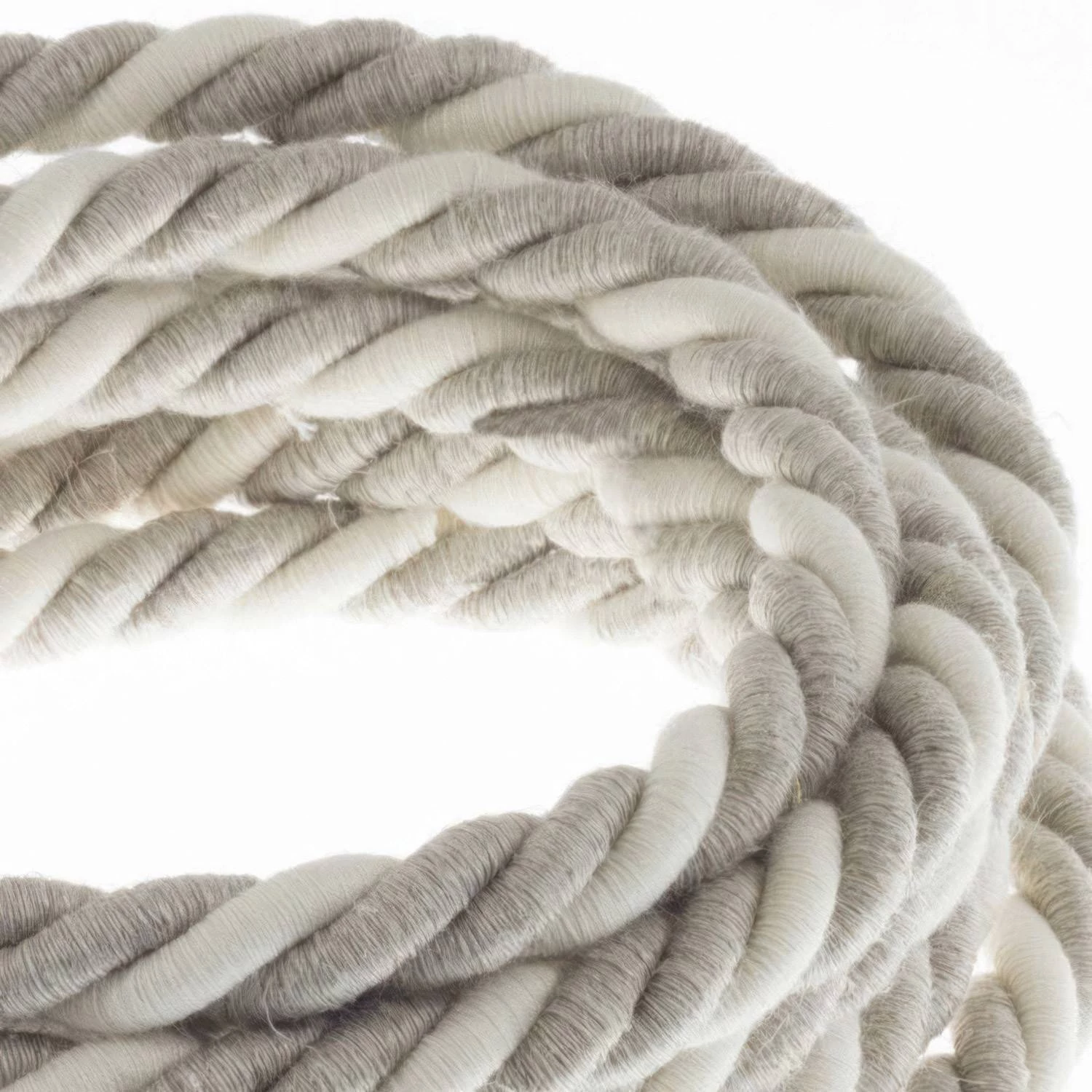 XL električna vrv, električen kabel 3x0,75, prekrit z naravnim lanom in surovim  bombažem. Premer 16mm.