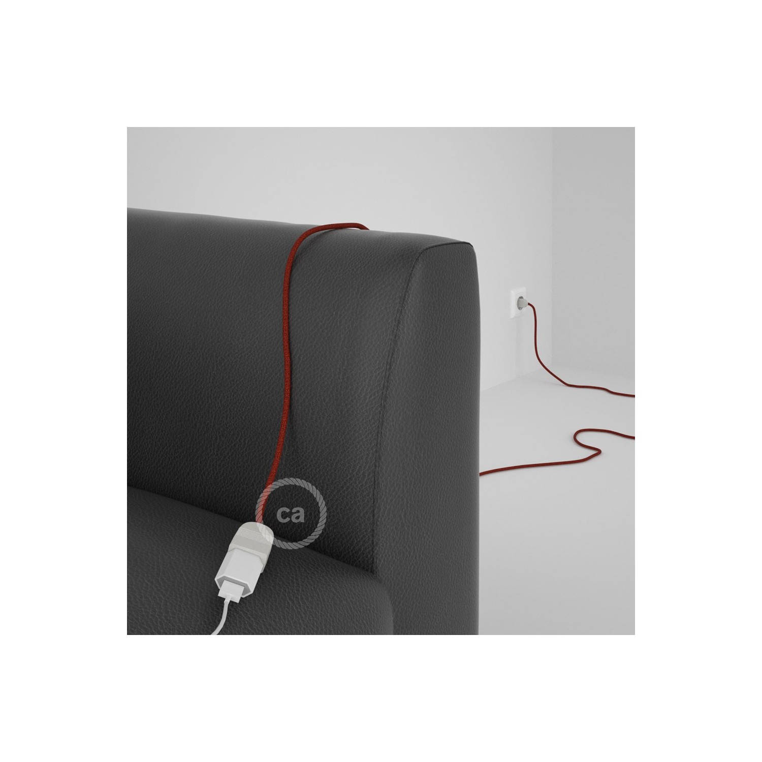 Podaljševalni kabel za napajanje (2P 10A) lesketajoč rdeč rejon RL09 - Made in Italy