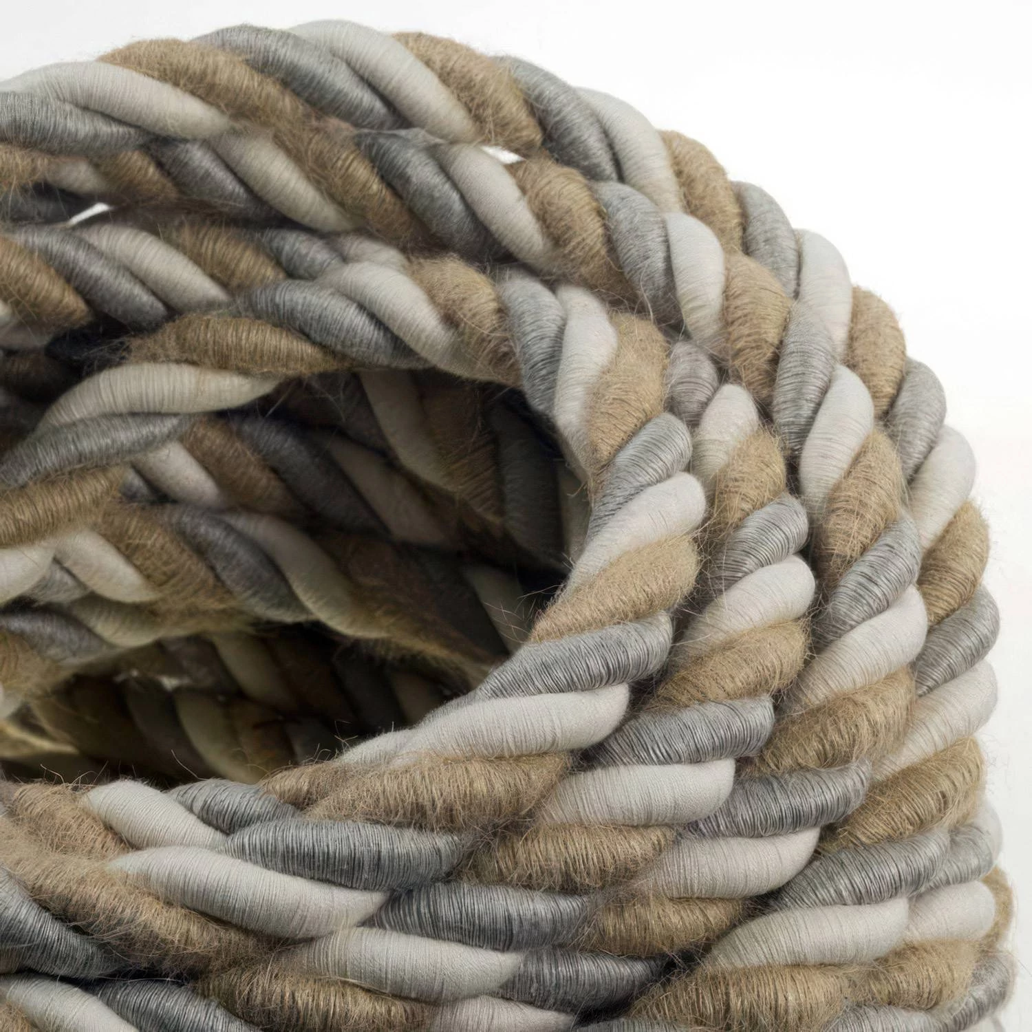 2XL električna vrv, električen kabel 3x0,75, prekrit z naravnim lanom, bombažem in juto, Country. Premer 24mm.