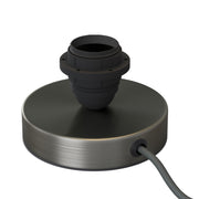 Posaluce per paralume - Lampada da tavolo in metallo e spina UK - Titanio satinato