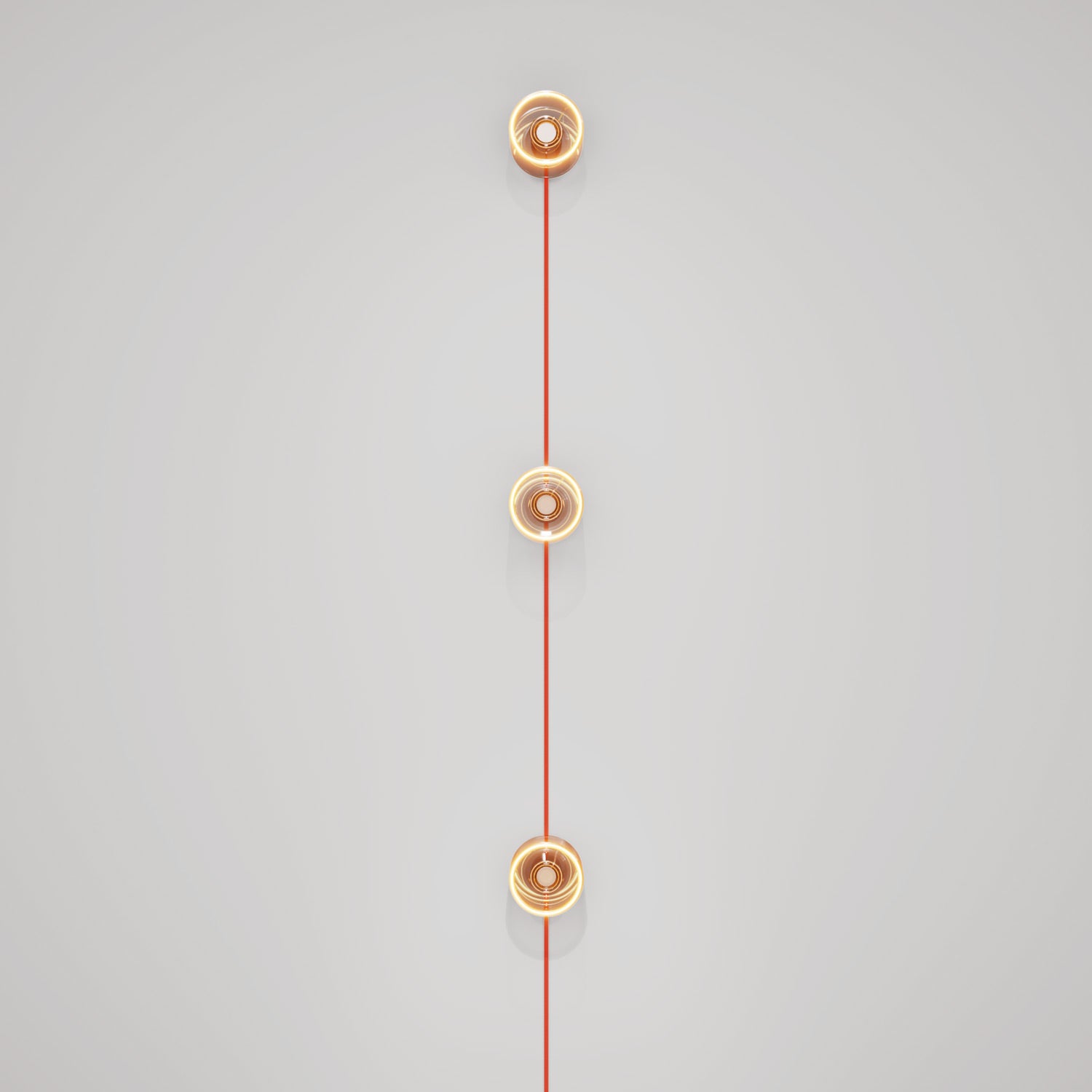 Lampada da parete Spostaluce con spina, 3 lampadine Ghost e cavo arancione