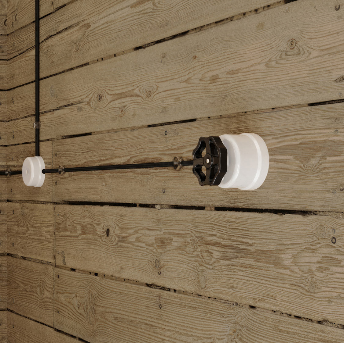 Interruttore/Deviatore in porcellana bianco con manopola Nero