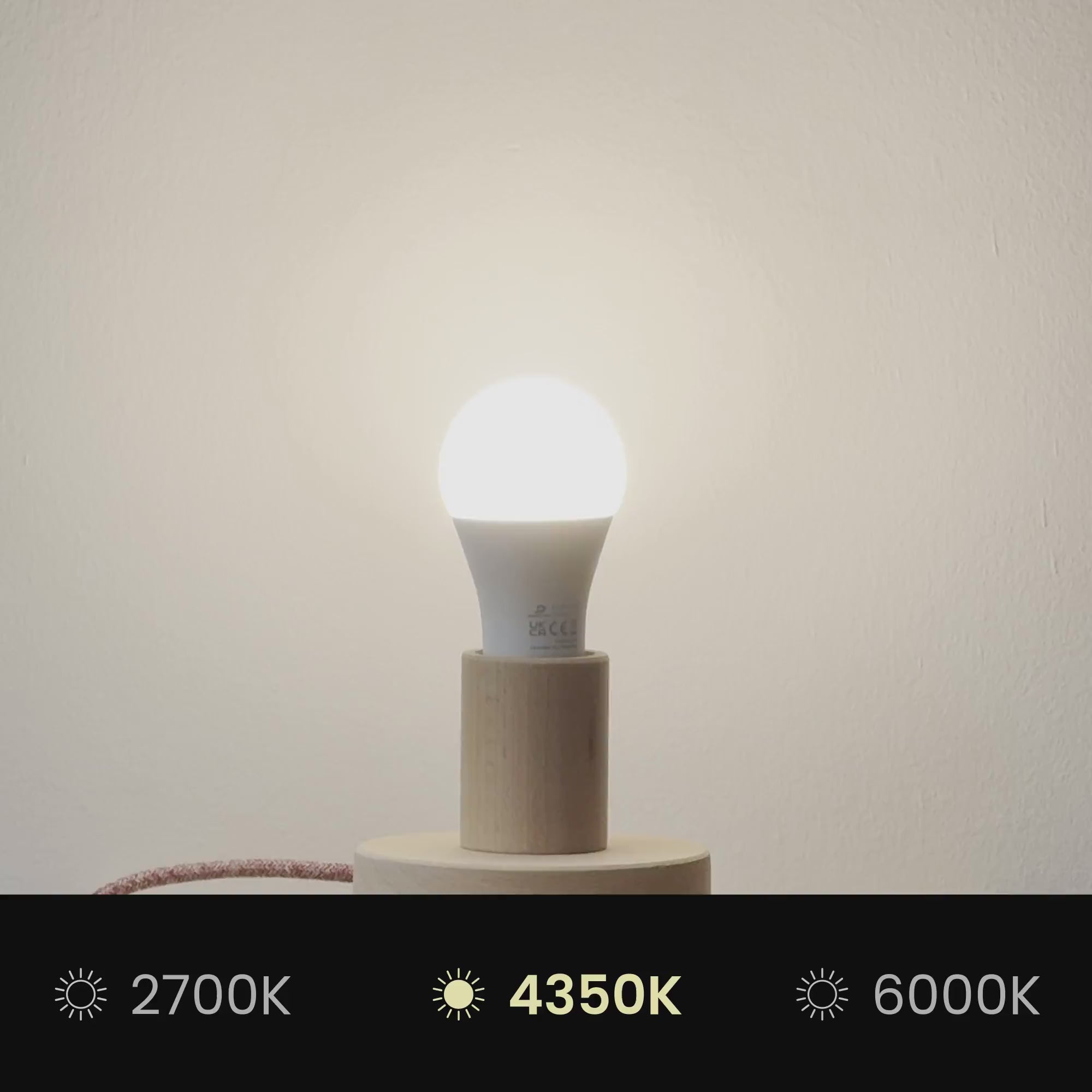 Naloži video: Viseca svetilka s senčnikom iz blaga Cilinder Large - Izdelano v Italiji - Raphia